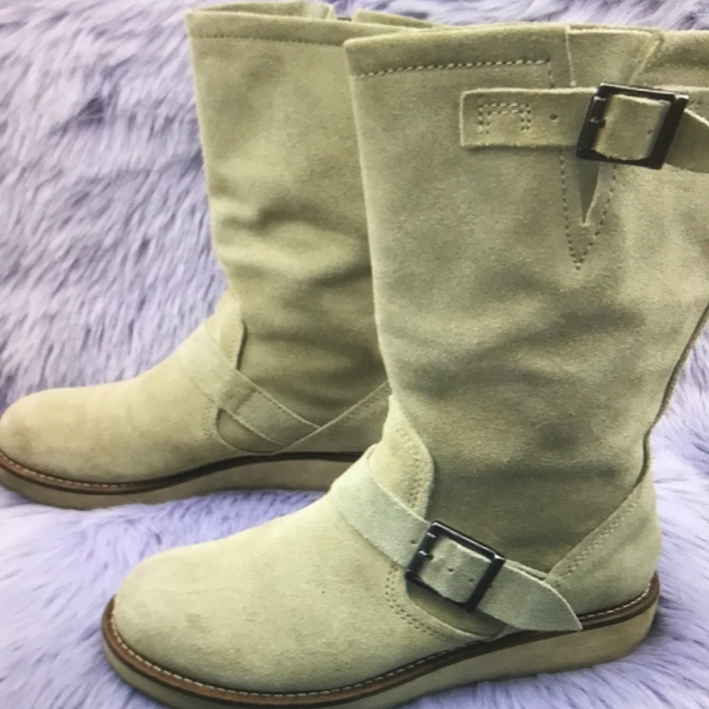 Bakers suede tan half calf boots no size tag